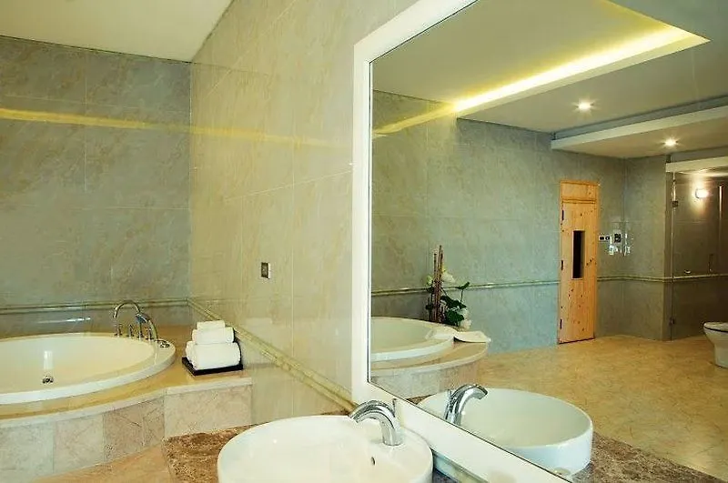 Muong Thanh Holiday Hoi An Hotel 4*,